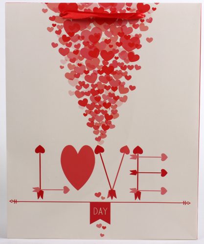 PAPÍRTASAK FÉNYES, SZALAG FÜLLEL, KRÉM ALAPON PIROS SZÍVEK, LOVE FELIRATTAL
