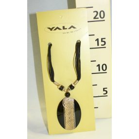   NATUR NYAKLÁNC OVÁL ALAKÚ MEDÁLLAL, SÁVOS KRÉM ÉS FEKETE