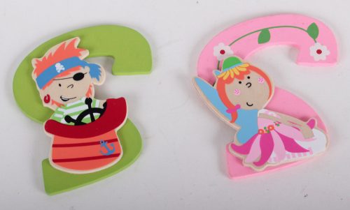 WOODEN LETTER S SET OF 2