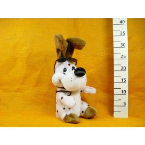 PLÜSS ZENÉLŐ KUTYA, NAPSZEMÜVEGES